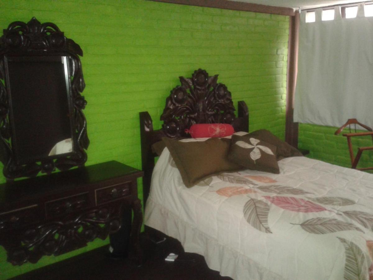 Hotel Tolotzin Toluca Quarto foto